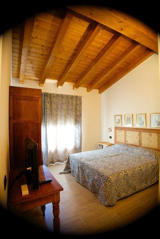 Rovertondo Vakantieboerderij Costermano